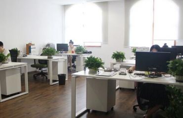 現代辦公家具的風格表現包括哪些方面？